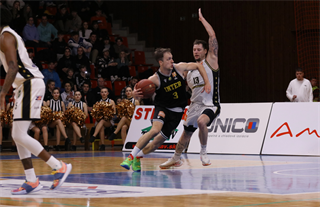 24. Kolo Niké SBL: BC Prievidza - Inter Bratislava 58:63 (foto: Ladislav Szibilla)	