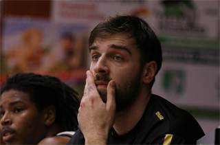 28. Kolo Niké SBL: BC Prievidza - Patrioti Levice 73:40 (foto: Ladislav Szibilla)