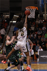 28. Kolo Niké SBL: BC Prievidza - Patrioti Levice 73:40 (foto: Ladislav Szibilla)