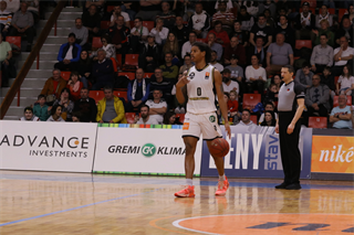 28. Kolo Niké SBL: BC Prievidza - Patrioti Levice 73:40 (foto: Ladislav Szibilla)