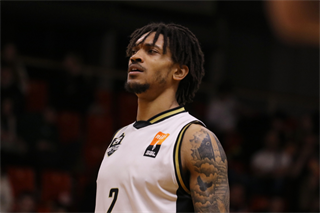 28. Kolo Niké SBL: BC Prievidza - Patrioti Levice 73:40 (foto: Ladislav Szibilla)