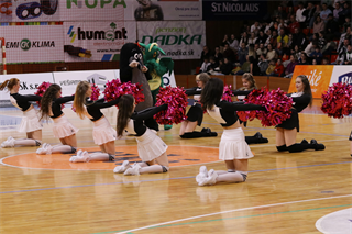 Štvrťfinále Play-off Niké SBL: BC Prievidza - Iskra Svit 81:74 (foto: Ladislav Szibilla)	