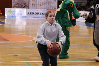 Štvrťfinále Play-off Niké SBL: BC Prievidza - Iskra Svit 81:74 (foto: Ladislav Szibilla)	