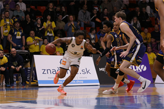 Štvrťfinále Play-off Niké SBL: BC Prievidza - Iskra Svit 81:74 (foto: Ladislav Szibilla)	
