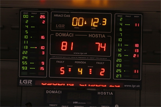 Štvrťfinále Play-off Niké SBL: BC Prievidza - Iskra Svit 81:74 (foto: Ladislav Szibilla)	