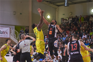 26. kolo Eurovia SBL: BK Levickí Patrioti - BC Prievidza 73:90 (foto: Lukáš Droppan)
