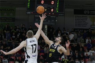 16. Kolo Niké SBL: BC Prievidza - Inter Bratislava 84:86* (foto: Ladislav Szibilla)	