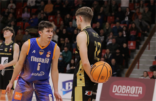 19. Kolo Niké SBL: BC Prievidza - BKM Lučenec 90:76 (foto: Ladislav Szibilla)	