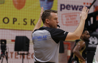 23. Kolo Niké SBL: BC Prievidza - MBK Handlová 80:73 (foto: Ladislav Szibilla)	