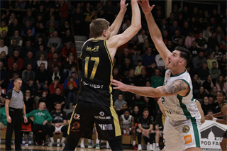 23. Kolo Niké SBL: BC Prievidza - MBK Handlová 80:73 (foto: Ladislav Szibilla)	