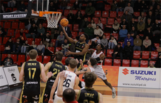 24. Kolo Niké SBL: BC Prievidza - BC Komárno 86:71 (foto: Ladislav Szibilla)	