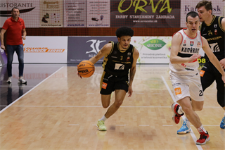 24. Kolo Niké SBL: BC Prievidza - BC Komárno 86:71 (foto: Ladislav Szibilla)	