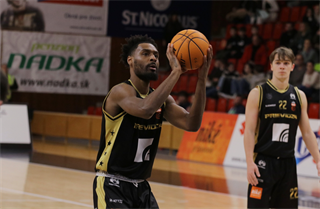 24. Kolo Niké SBL: BC Prievidza - BC Komárno 86:71 (foto: Ladislav Szibilla)	