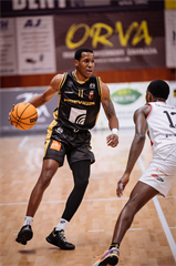 24. Kolo Niké SBL: BC Prievidza vs. BC Komárno 86:71 (foto: Vladimír Králik)	