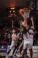 24. Kolo Niké SBL: BC Prievidza vs. BC Komárno 86:71 (foto: Vladimír Králik)	