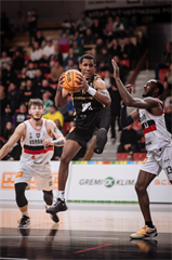 24. Kolo Niké SBL: BC Prievidza vs. BC Komárno 86:71 (foto: Vladimír Králik)	