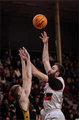 24. Kolo Niké SBL: BC Prievidza vs. BC Komárno 86:71 (foto: Vladimír Králik)	