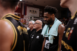 24. Kolo Niké SBL: BC Prievidza vs. BC Komárno 86:71 (foto: Vladimír Králik)	