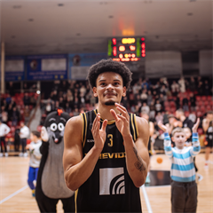 24. Kolo Niké SBL: BC Prievidza vs. BC Komárno 86:71 (foto: Vladimír Králik)	