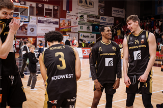 24. Kolo Niké SBL: BC Prievidza vs. BC Komárno 86:71 (foto: Vladimír Králik)	
