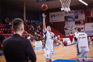 33.  kolo Eurovia SBL: BC Prievidza -KB Košice 102:85 (foto: Vladimír Králik)