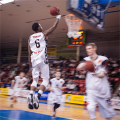 35. kolo Eurovia SBL: BC Prievidza - BK Levickí Patrioti 85:75 (foto: Vladimír Králik)