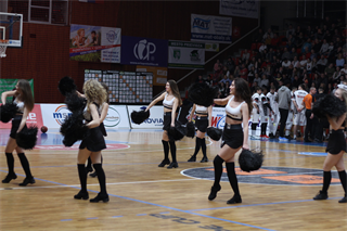 36. kolo Eurovia SBL: BC Prievidza - VŠEMvs Karlovka Bratislava 78:65 (foto:  Samuel Alexander Petráš)