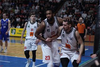 36. kolo Eurovia SBL: BC Prievidza - VŠEMvs Karlovka Bratislava 78:65 (foto:  Samuel Alexander Petráš)