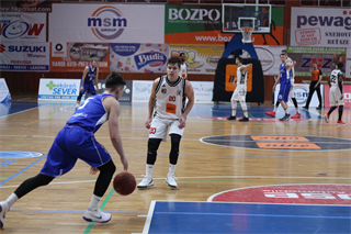 36. kolo Eurovia SBL: BC Prievidza - VŠEMvs Karlovka Bratislava 78:65 (foto:  Samuel Alexander Petráš)
