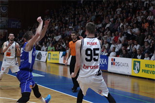 36. kolo Eurovia SBL: BC Prievidza - VŠEMvs Karlovka Bratislava 78:65 (foto:  Samuel Alexander Petráš)