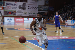 36. kolo Eurovia SBL: BC Prievidza - VŠEMvs Karlovka Bratislava 78:65 (foto:  Samuel Alexander Petráš)