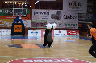 36. kolo Eurovia SBL: BC Prievidza - VŠEMvs Karlovka Bratislava 78:65 (foto:  Samuel Alexander Petráš)