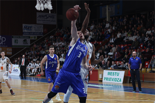 36. kolo Eurovia SBL: BC Prievidza - VŠEMvs Karlovka Bratislava 78:65 (foto:  Samuel Alexander Petráš)