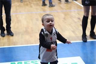 36. kolo Eurovia SBL: BC Prievidza - VŠEMvs Karlovka Bratislava 78:65 (foto:  Samuel Alexander Petráš)