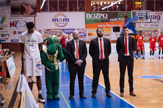 1. zápas play off Eurovia SBL: BC Prievidza - MBK Rieker Com-Therm Komárno 71:78 (foto: Vladimír Králik)