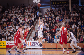 1. zápas play off Eurovia SBL: BC Prievidza - MBK Rieker Com-Therm Komárno 71:78 (foto: Vladimír Králik)