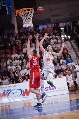 1. zápas play off Eurovia SBL: BC Prievidza - MBK Rieker Com-Therm Komárno 71:78 (foto: Vladimír Králik)