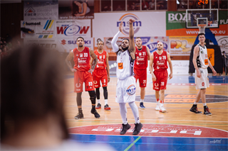 1. zápas play off Eurovia SBL: BC Prievidza - MBK Rieker Com-Therm Komárno 71:78 (foto: Vladimír Králik)