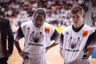 1. zápas play off Eurovia SBL: BC Prievidza - MBK Rieker Com-Therm Komárno 71:78 (foto: Vladimír Králik)