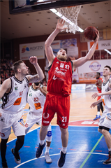 1. zápas play off Eurovia SBL: BC Prievidza - MBK Rieker Com-Therm Komárno 71:78 (foto: Vladimír Králik)