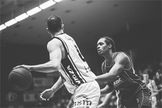 1. zápas play off Eurovia SBL: BC Prievidza - MBK Rieker Com-Therm Komárno 71:78 (foto: Vladimír Králik)