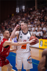 3. zápas play off Eurovia SBL: BC Prievidza - MBK Rieker Com-Therm Komárno 74:80 (foto: Vladimír Králik)