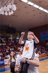3. zápas play off Eurovia SBL: BC Prievidza - MBK Rieker Com-Therm Komárno 74:80 (foto: Vladimír Králik)