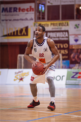 3. zápas play off Eurovia SBL: BC Prievidza - MBK Rieker Com-Therm Komárno 74:80 (foto: Vladimír Králik)