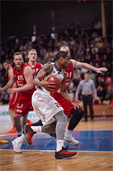 3. zápas play off Eurovia SBL: BC Prievidza - MBK Rieker Com-Therm Komárno 74:80 (foto: Vladimír Králik)