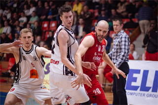 3. zápas play off Eurovia SBL: BC Prievidza - MBK Rieker Com-Therm Komárno 74:80 (foto: Vladimír Králik)