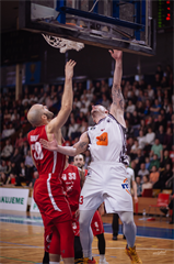 3. zápas play off Eurovia SBL: BC Prievidza - MBK Rieker Com-Therm Komárno 74:80 (foto: Vladimír Králik)