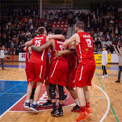 3. zápas play off Eurovia SBL: BC Prievidza - MBK Rieker Com-Therm Komárno 74:80 (foto: Vladimír Králik)