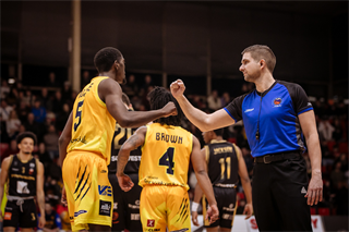 26. Kolo Niké SBL: BC Prievidza vs. BK Iskra Svit 70:50 (foto: Vladimír Králik)	