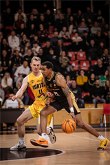 26. Kolo Niké SBL: BC Prievidza vs. BK Iskra Svit 70:50 (foto: Vladimír Králik)	